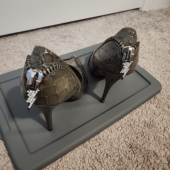 Betsey johnson zipper high heels - Picture 3 of 9